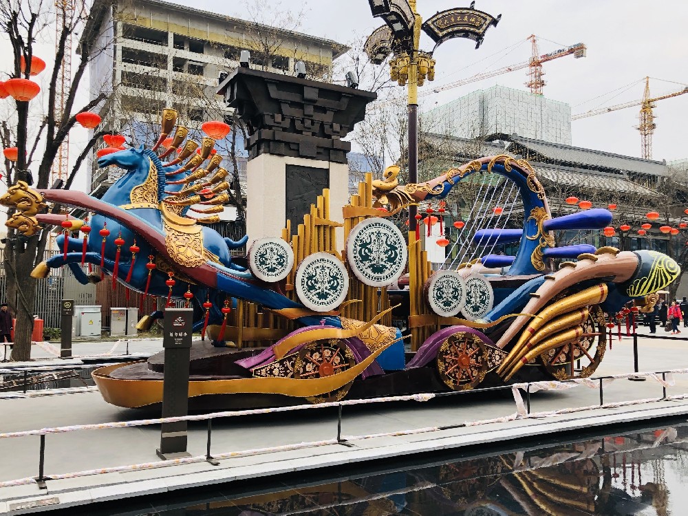 大唐不夜城《中国年》“燕乐鼓舞”巡游花车