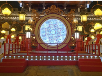 沂水小镇彩虹庙街“鼓上仙”演绎舞台